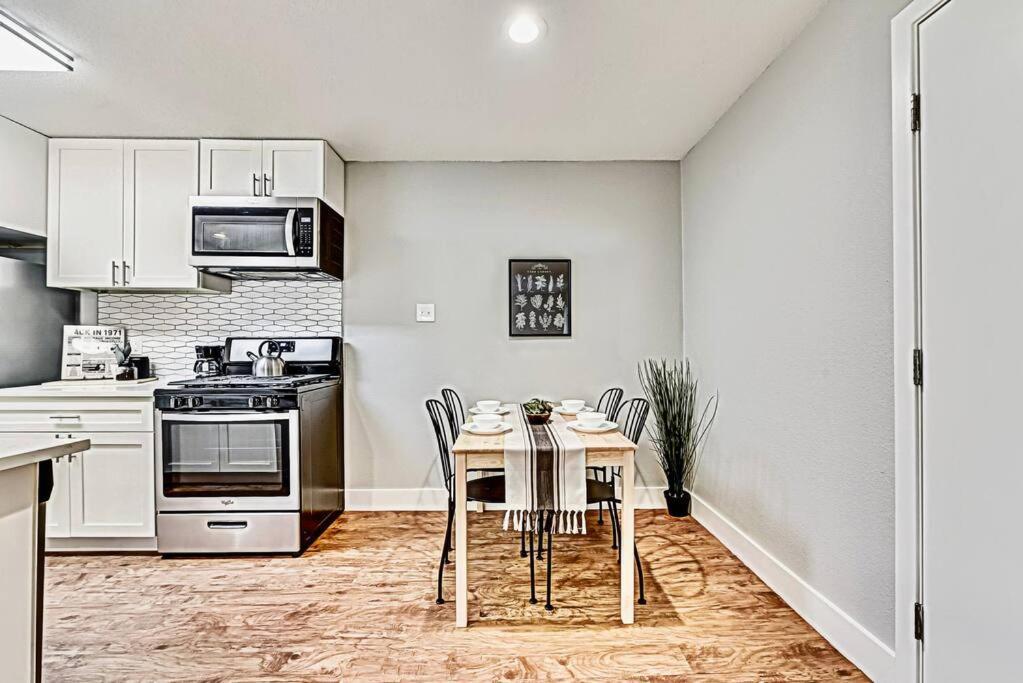 New - Near Deep Ellum + Downtown Dallas Flat Eksteriør billede