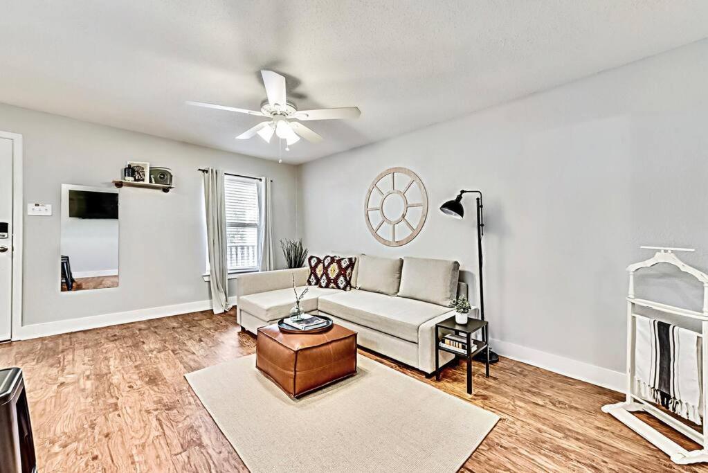 New - Near Deep Ellum + Downtown Dallas Flat Eksteriør billede