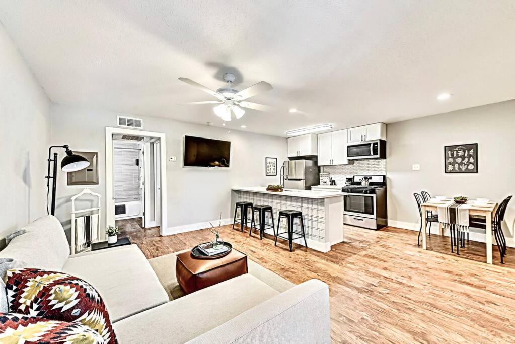 New - Near Deep Ellum + Downtown Dallas Flat Eksteriør billede