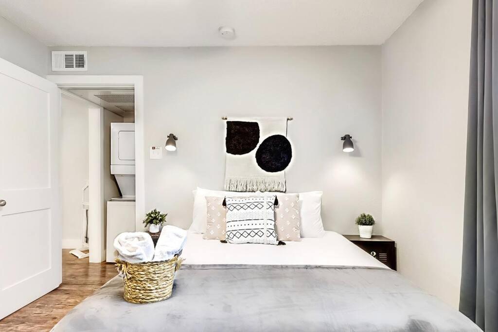 New - Near Deep Ellum + Downtown Dallas Flat Eksteriør billede