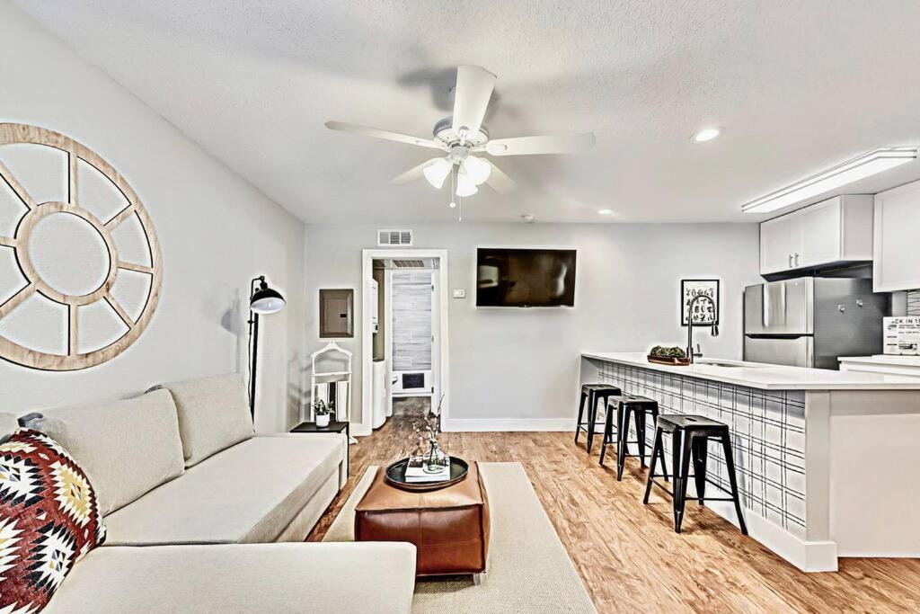 New - Near Deep Ellum + Downtown Dallas Flat Eksteriør billede